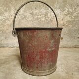 Old bucket fire bucket waste bucket
