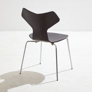 Grand Prix 3130 chair by Arne Jacobsen for Fritz Hansen