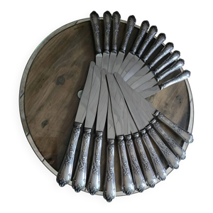 Ensemble de 22 couteaux