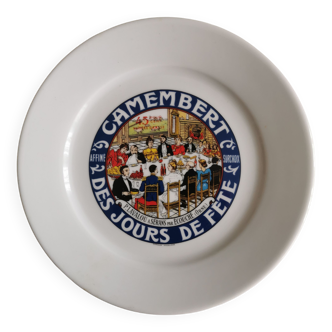 Assiette publicitaire Camembert Président. Porcelaine de Limoges - Apilco. Signée Yves Deshoulières