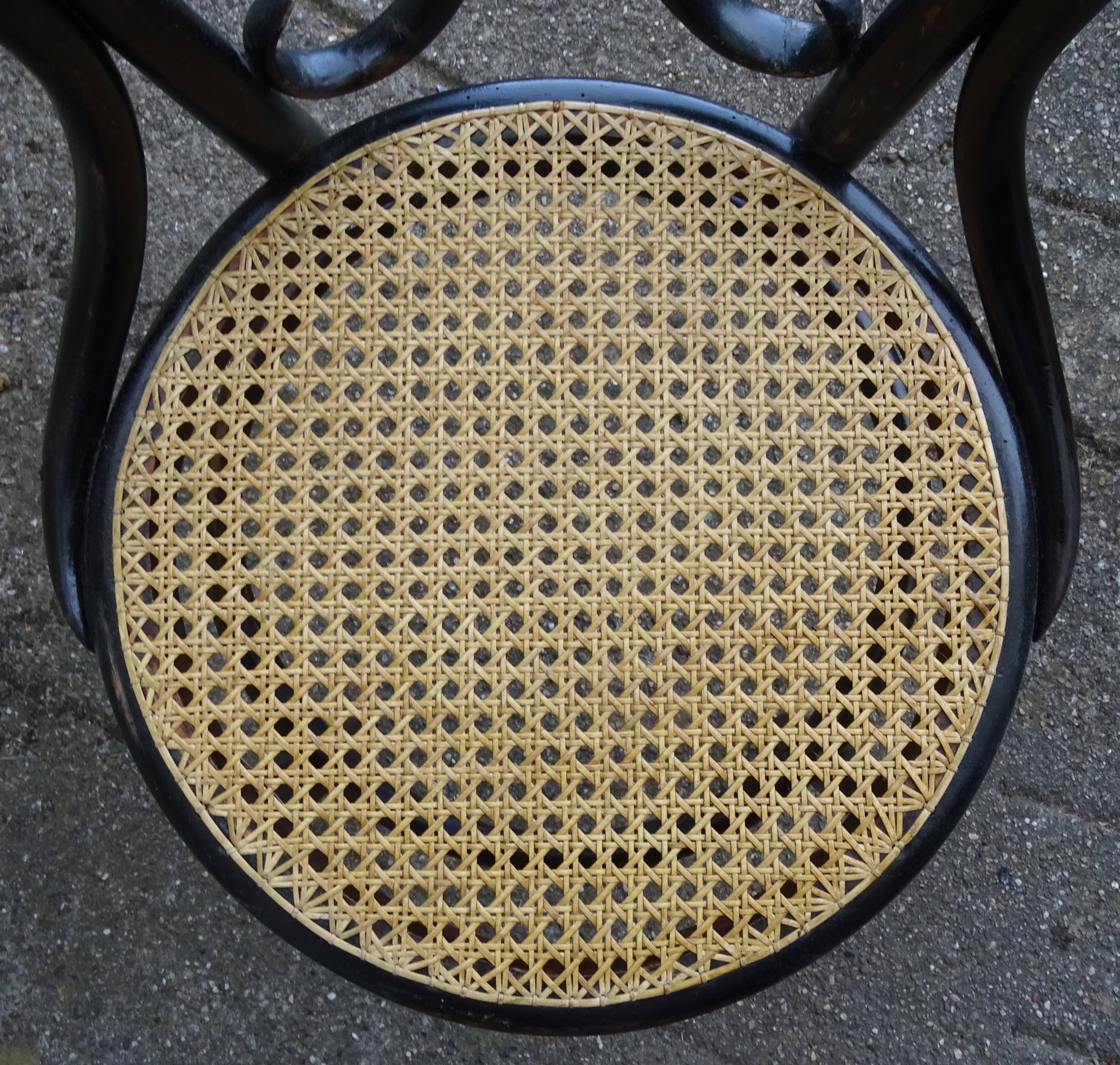 2 KOHN N°35 Art Nouveau bistro chairs -1875- recently hand-caned