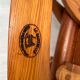 Chaise sauterelle en bois à bascule vintage