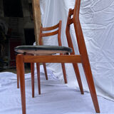 2 Scandinavian chairs