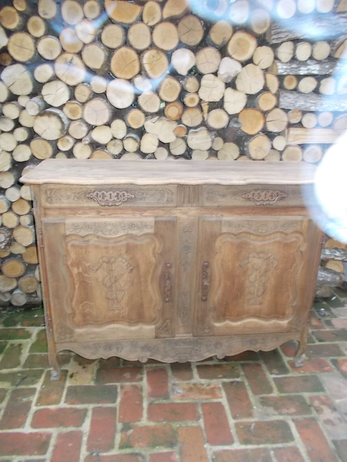Country-style sideboard