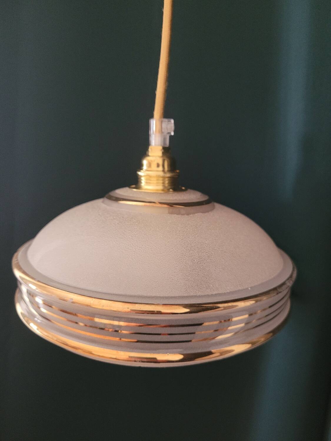 Frosted glass saucer lamp with golden edges