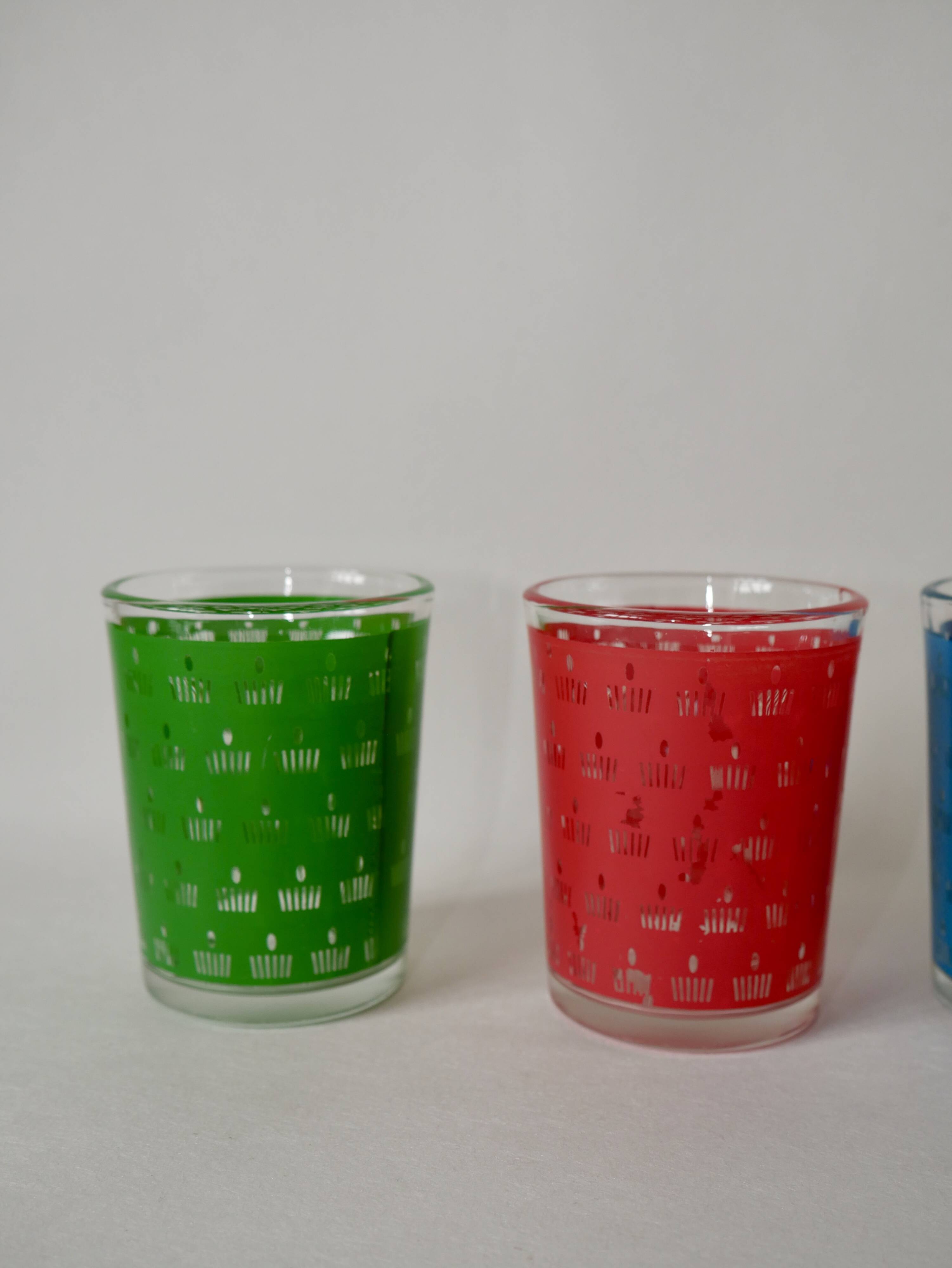 Lot de 4 verres à eau colorés années 70