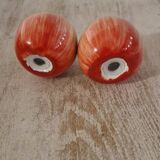 Apple salt and pepper shakers