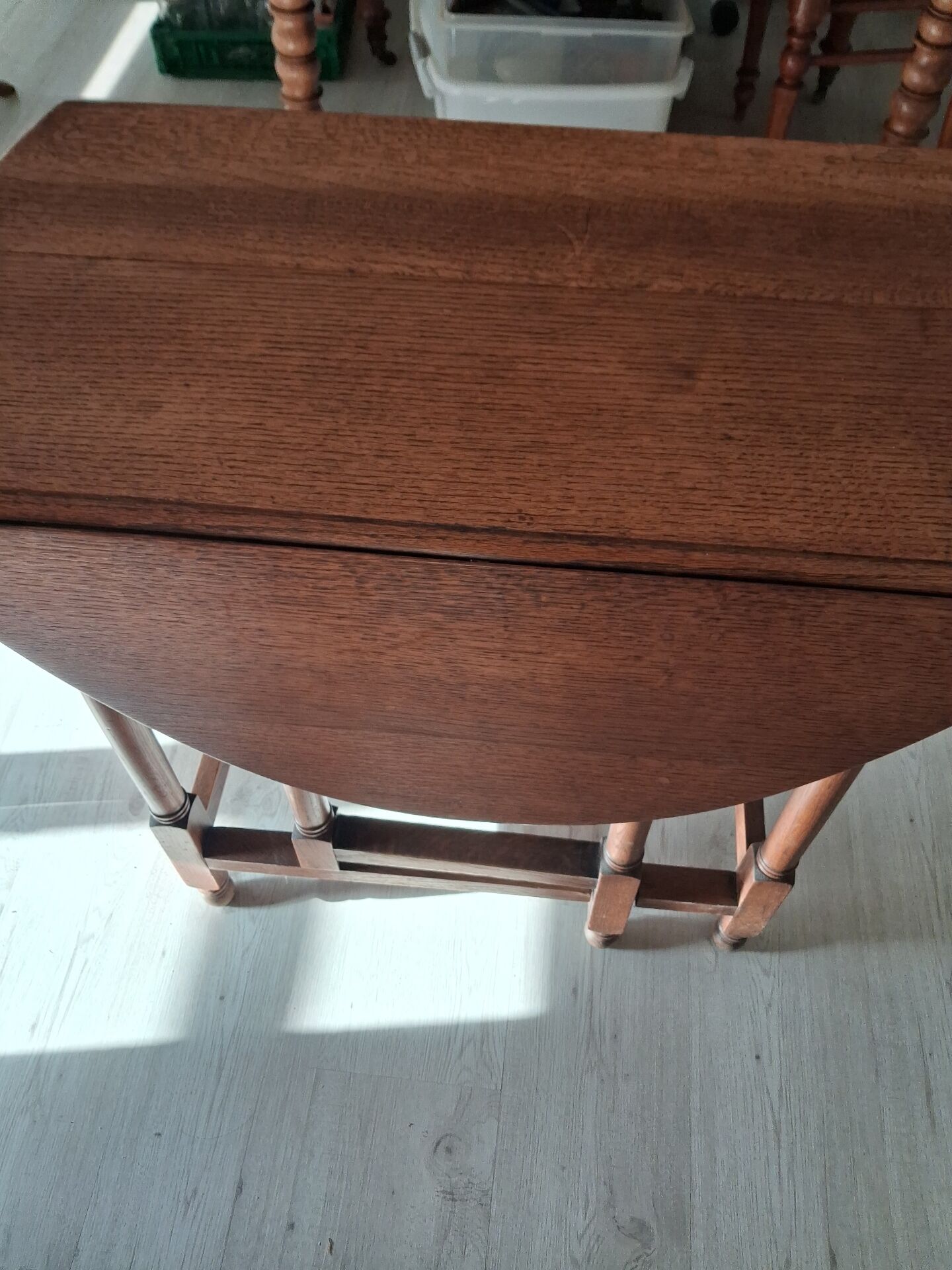 English table Gateberg from the 1920s/1940s.