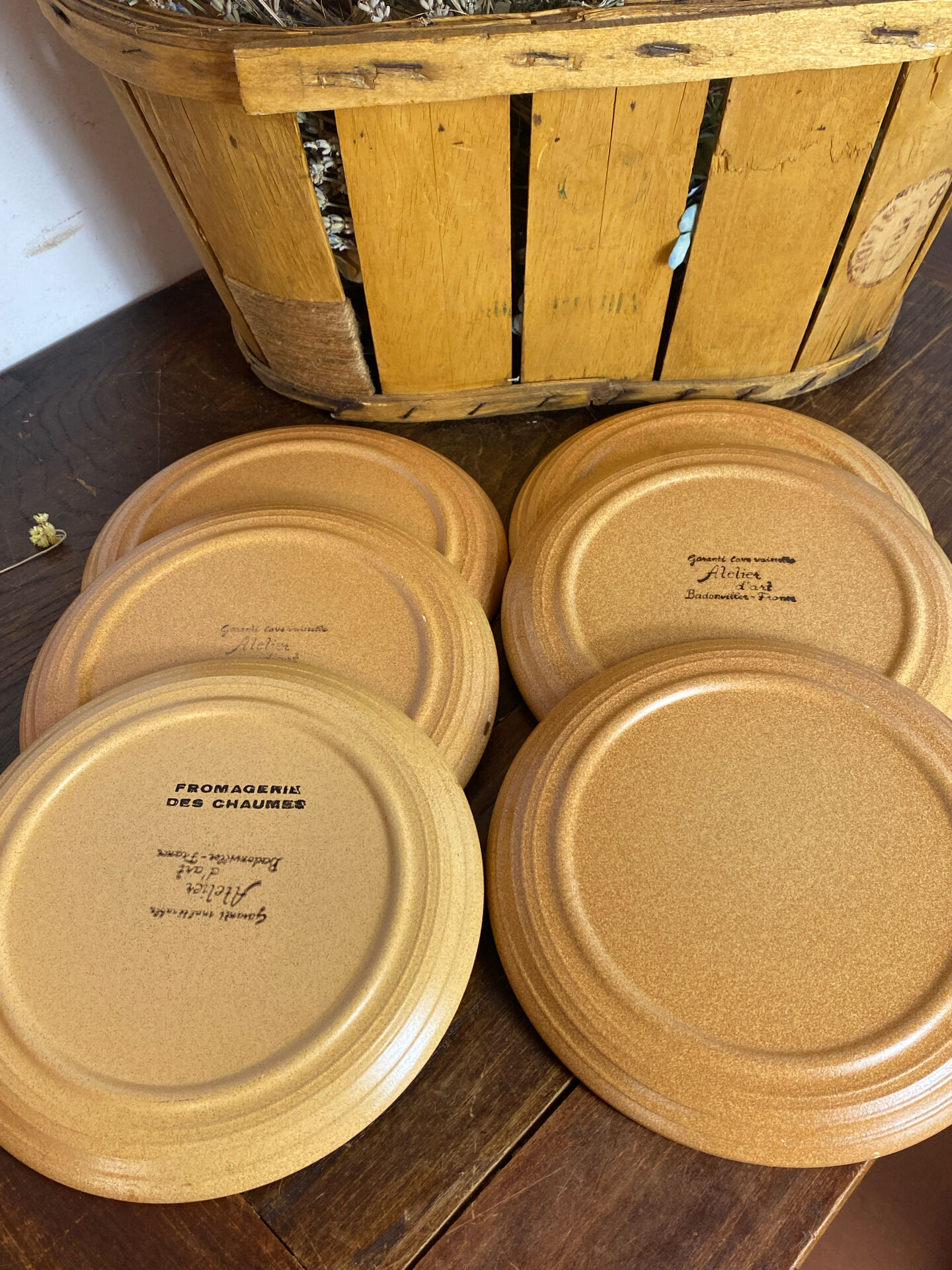 Dessert plates in stoneware, Bidonviller France