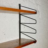 Set of modular shelves String style