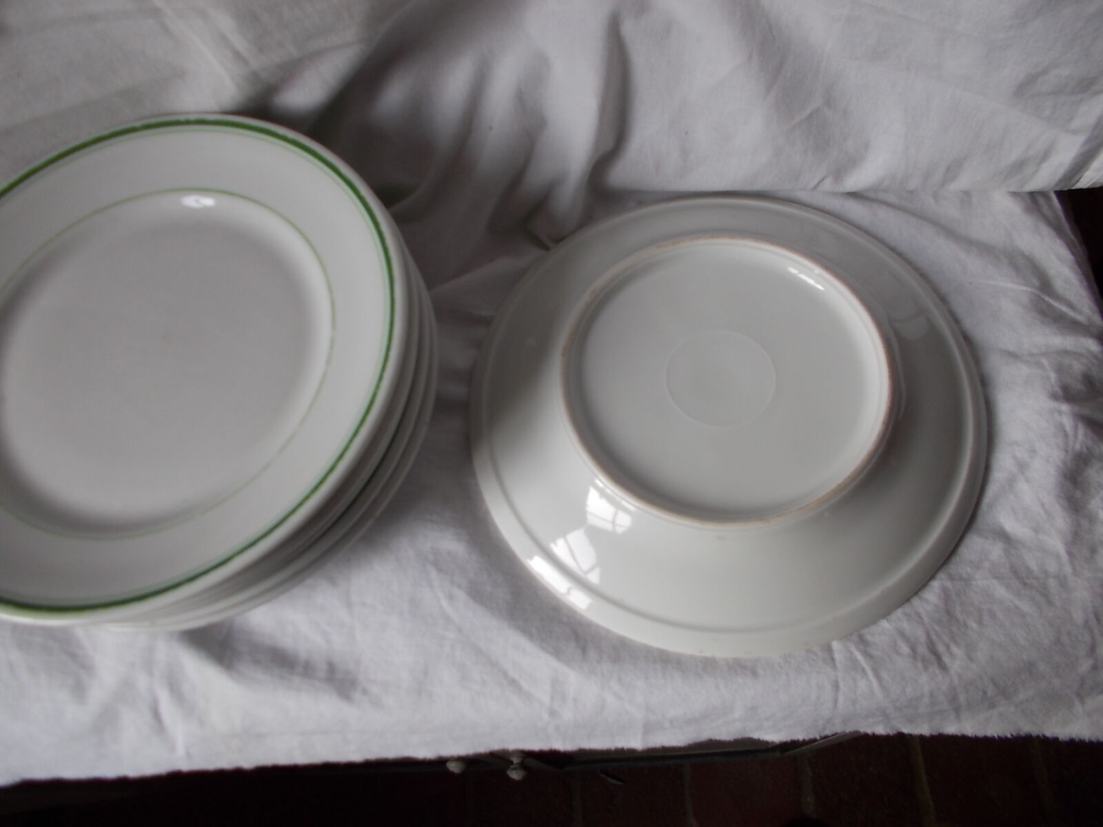 Lot de 6 assiettes blanche et verte