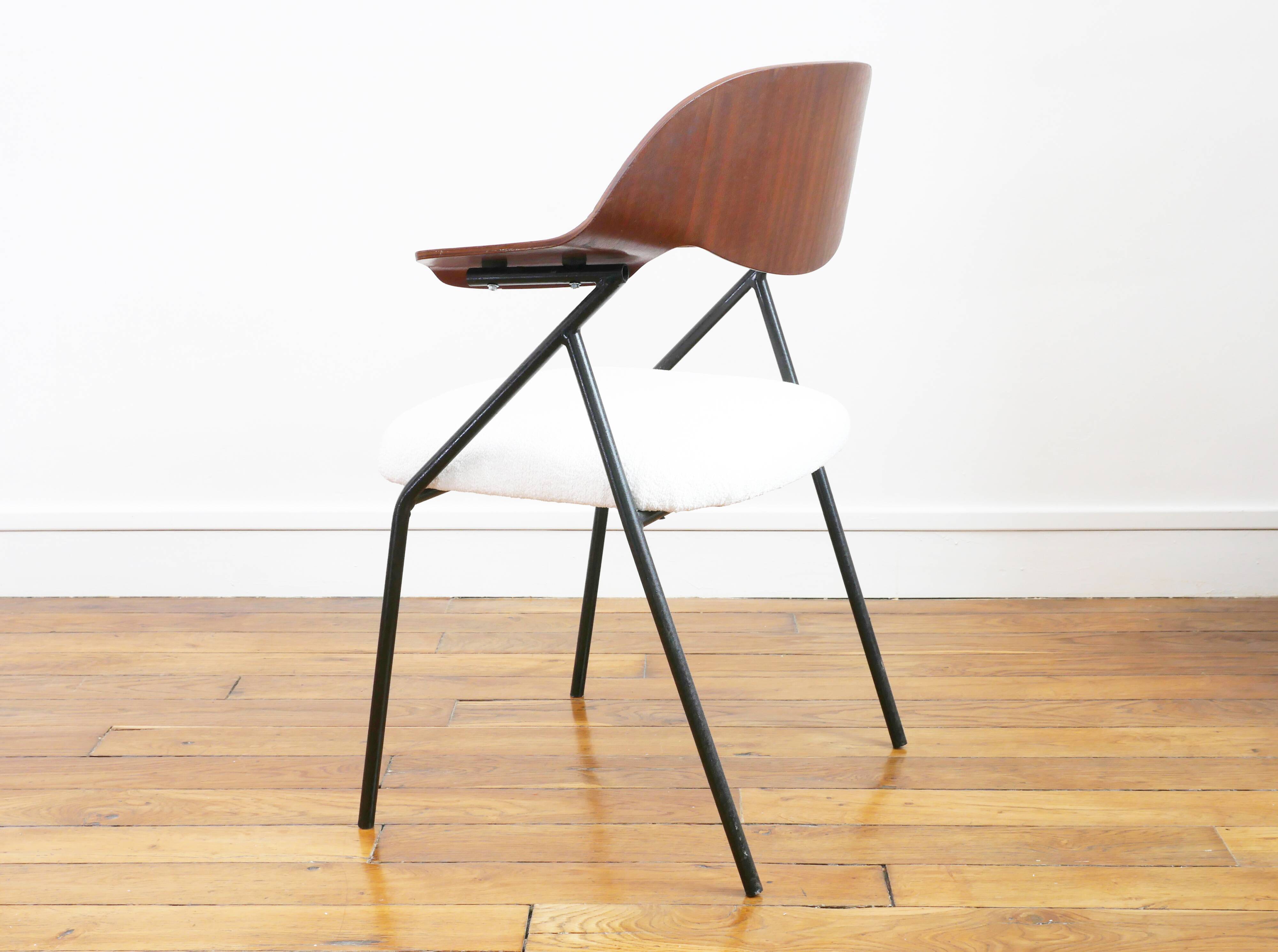 Armchair – Robin Day – Model 675 – Airborne – Restored