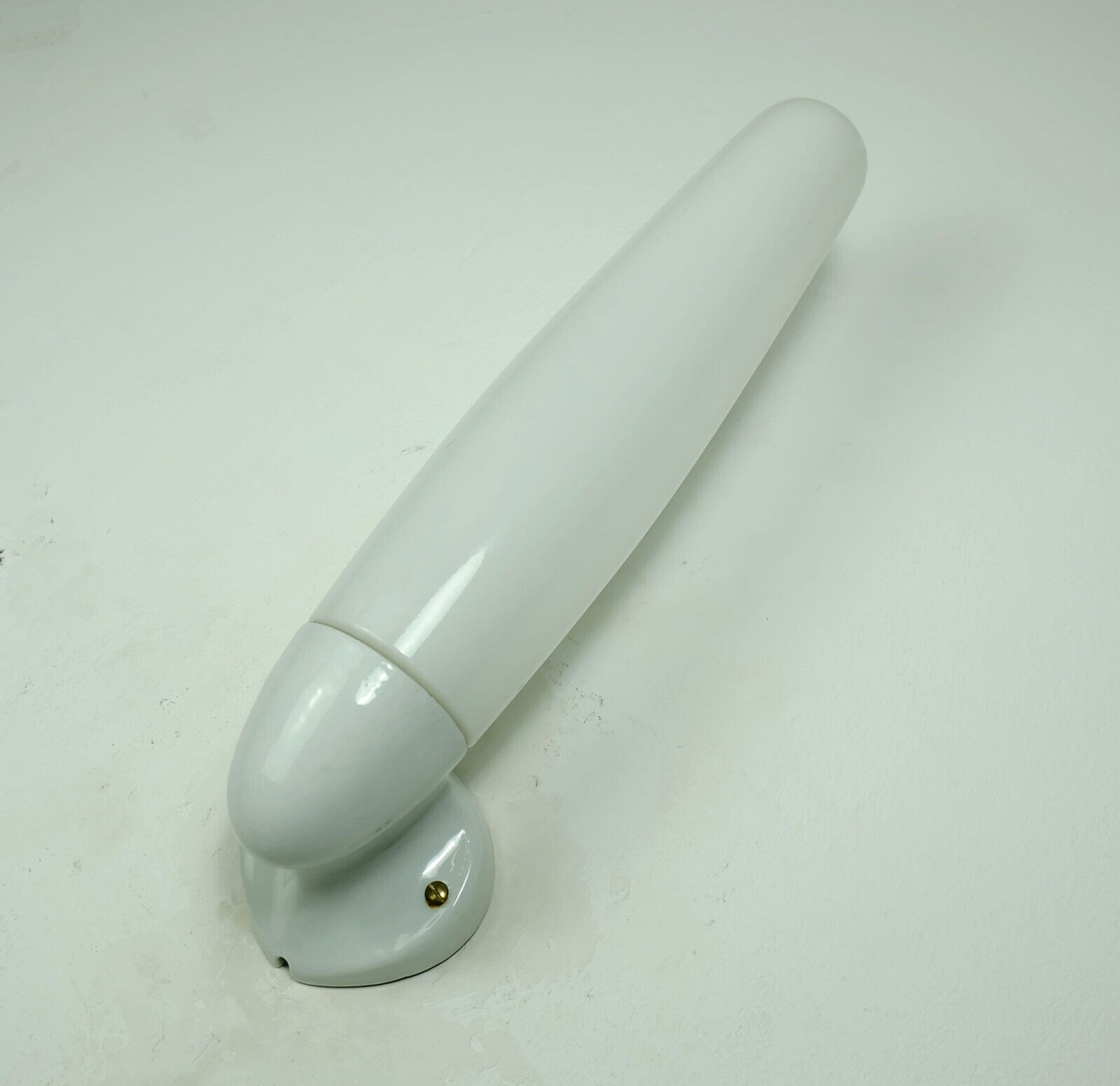 Applique Wilhelm Wagenfeld lampe de salle de bain Lindner 1955