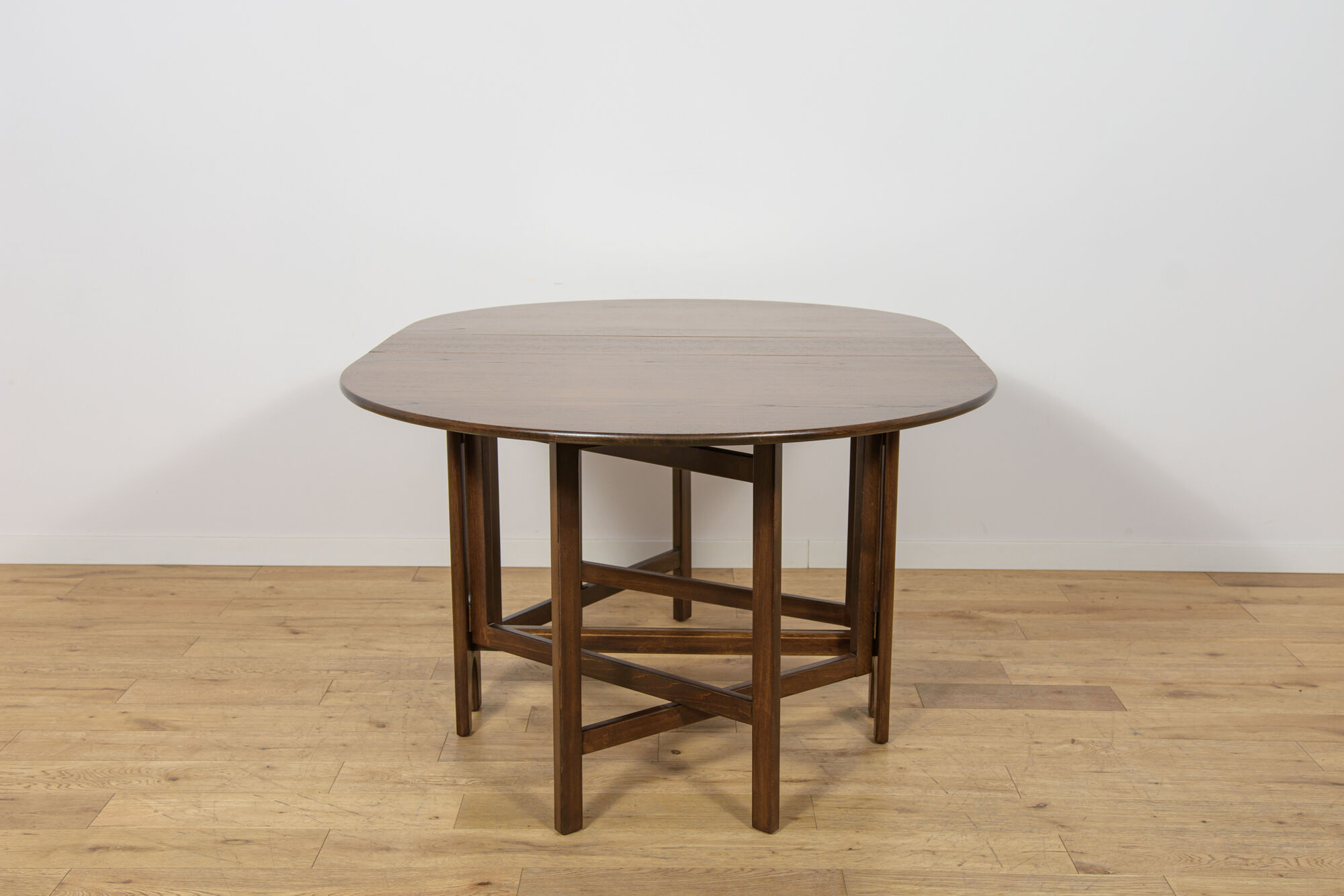Mid-Century Teak Extending Dining Table from Jentique, United Kingdom, 1960s