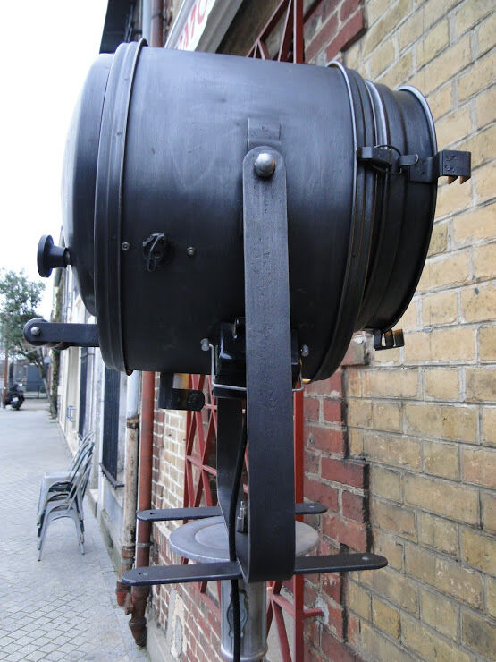 Former Cremer projector on tripod