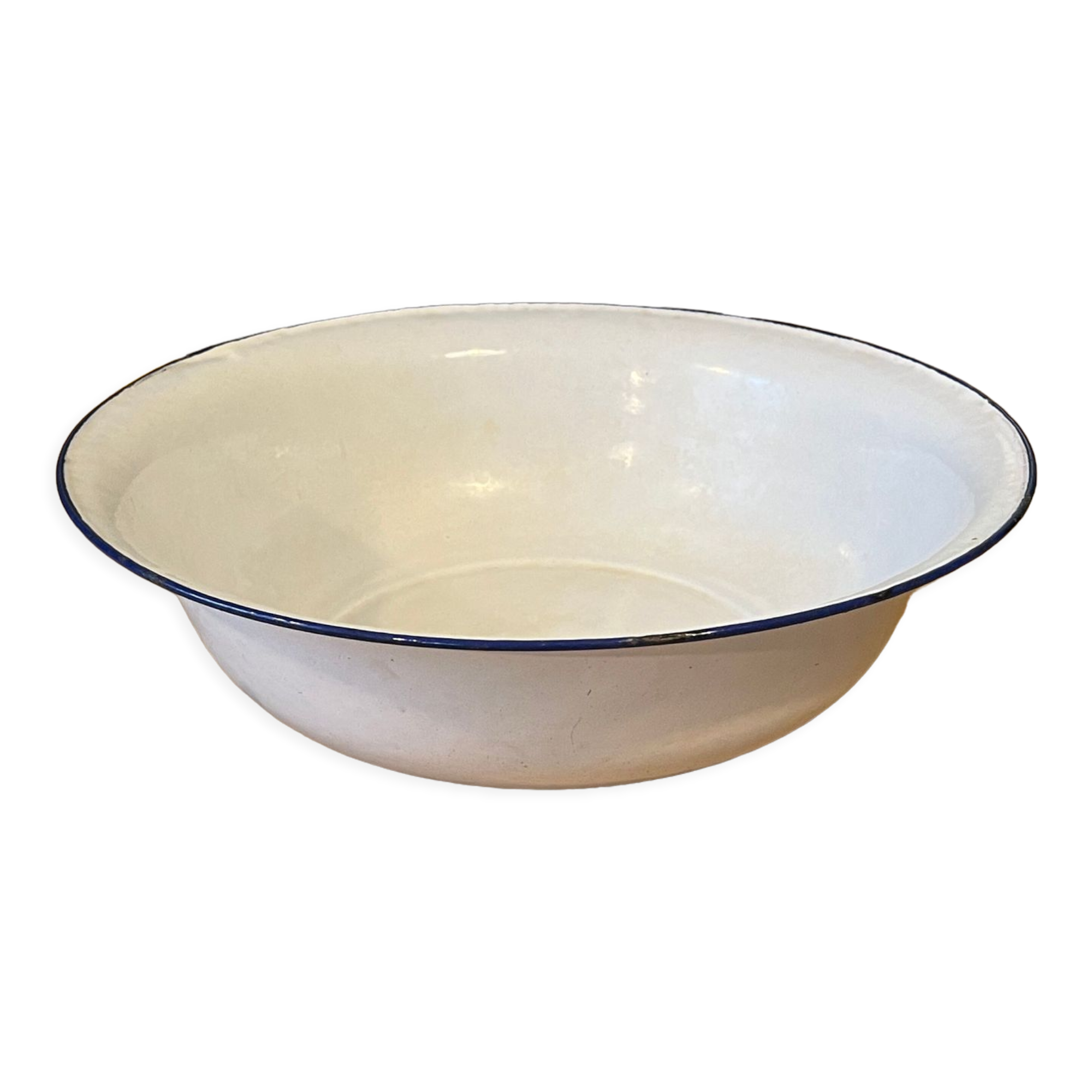 Old enamelled sheet metal basin