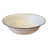 Old enamelled sheet metal basin