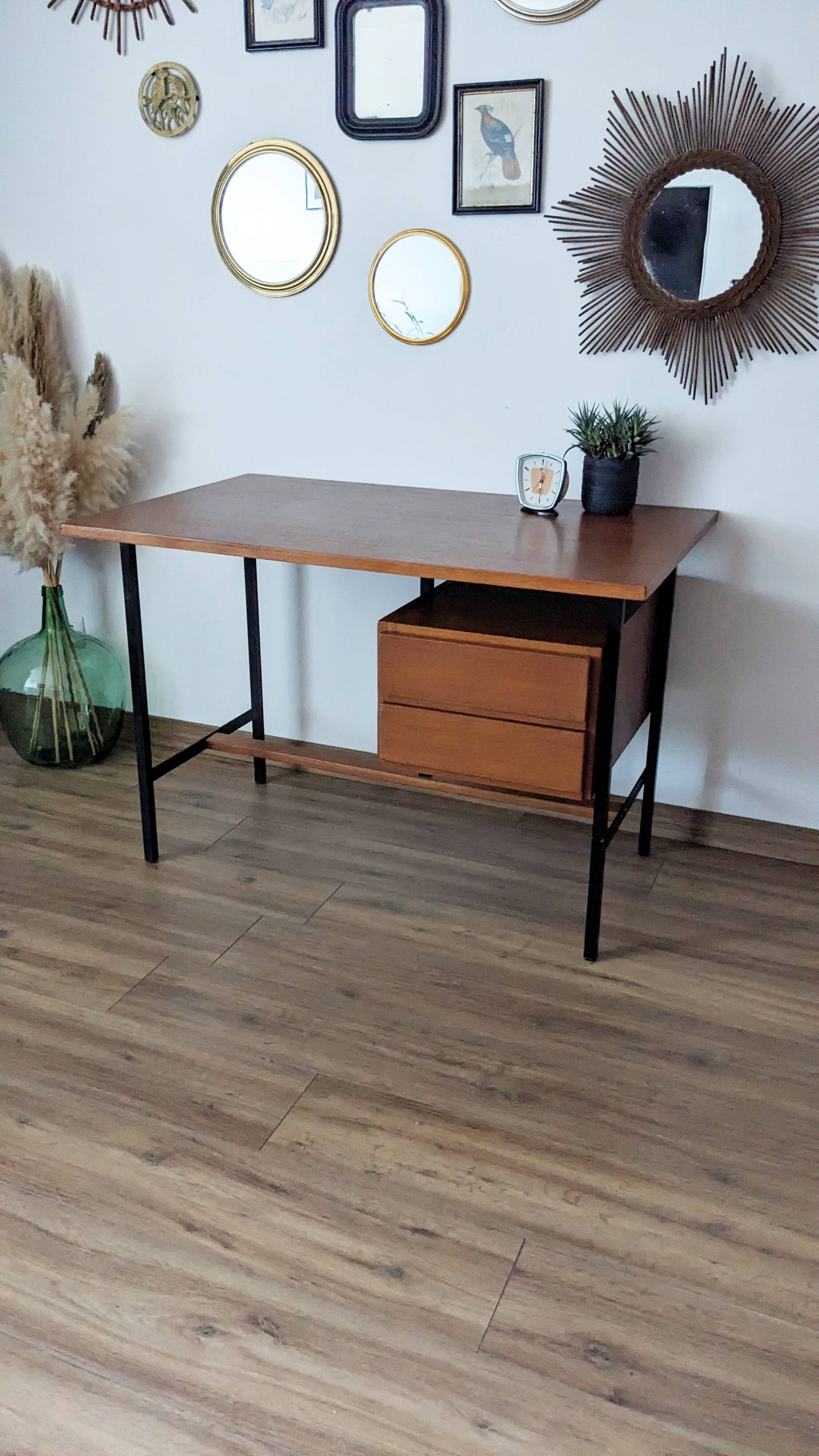Modernist desk from the 60s