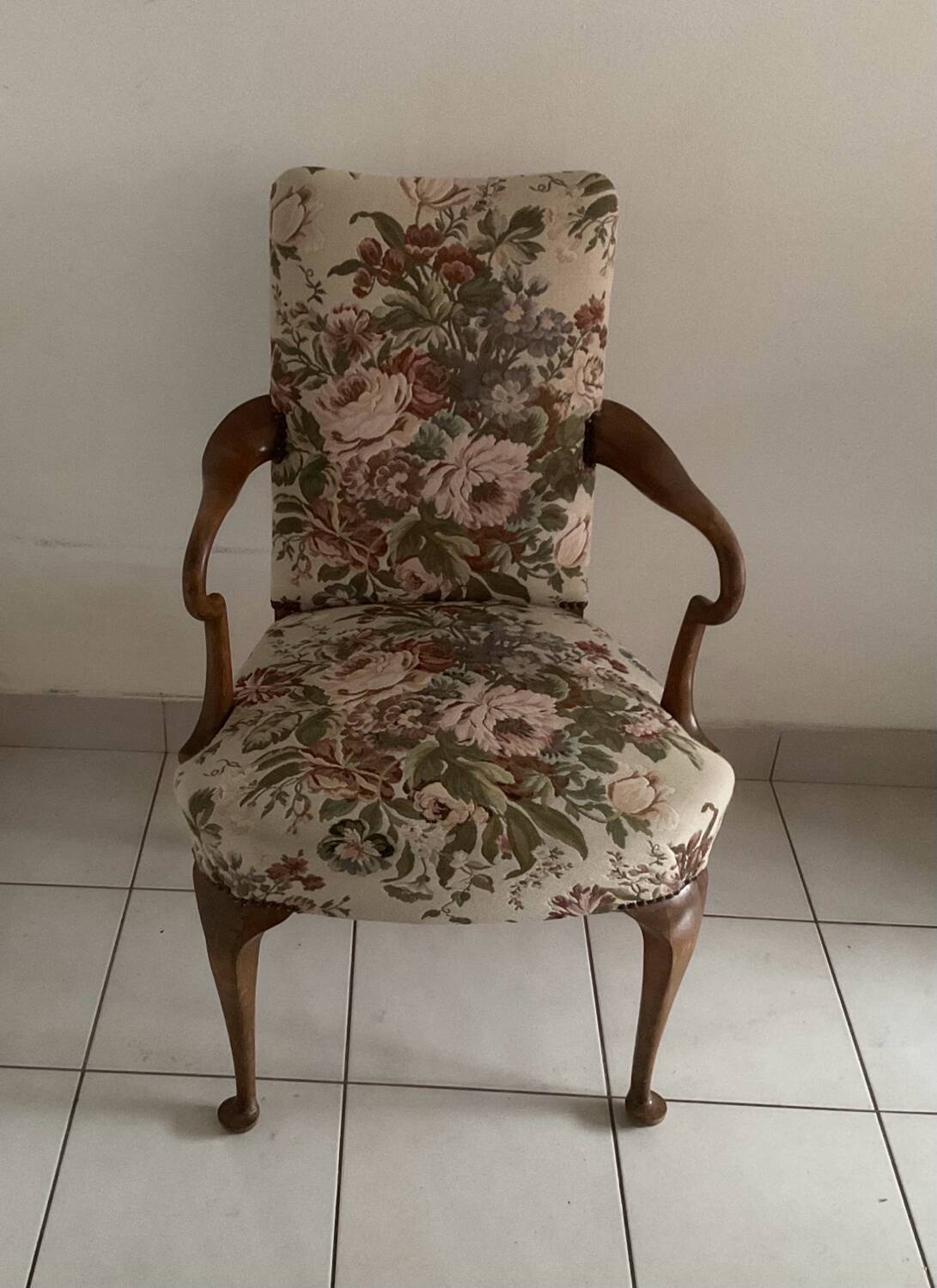 Pair of vintage armchairs in excellent condition.