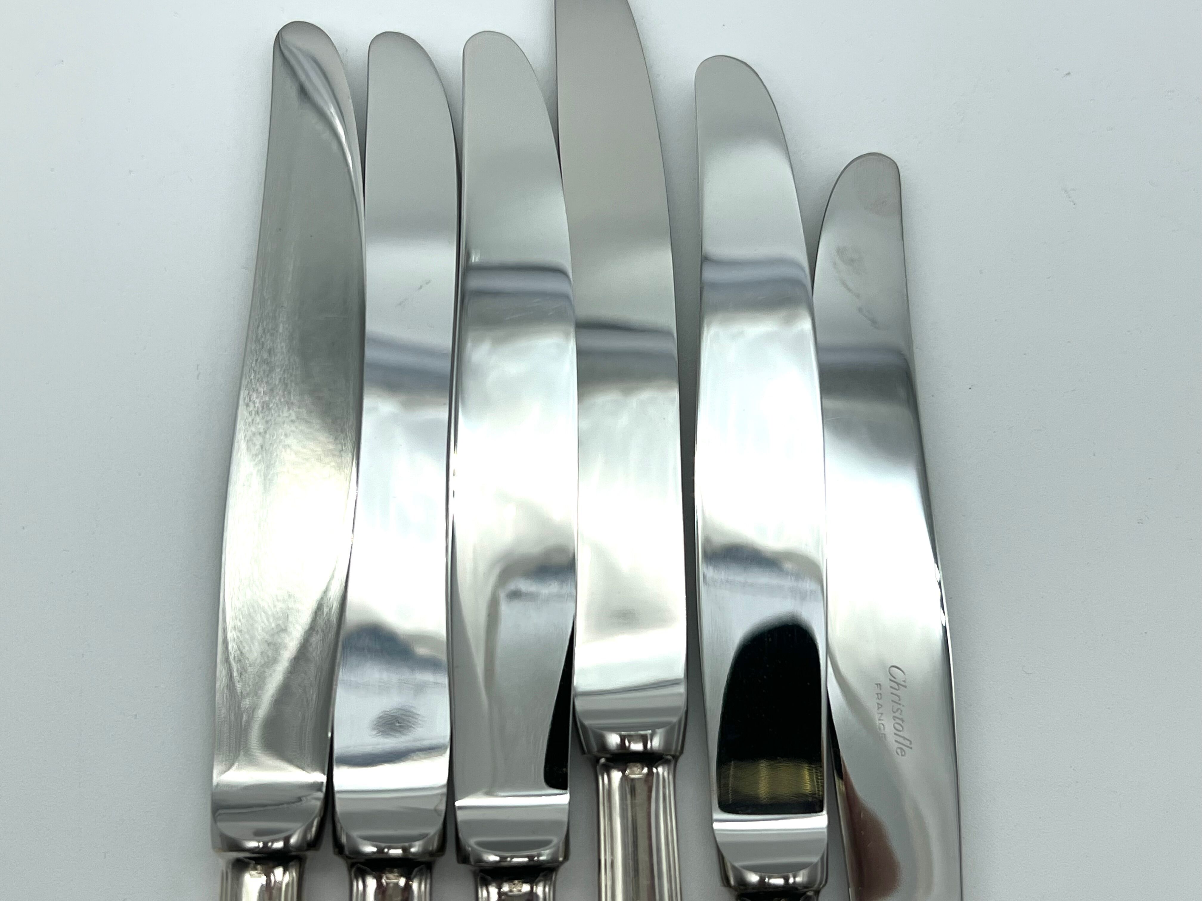 6 Christofle America table knives like new