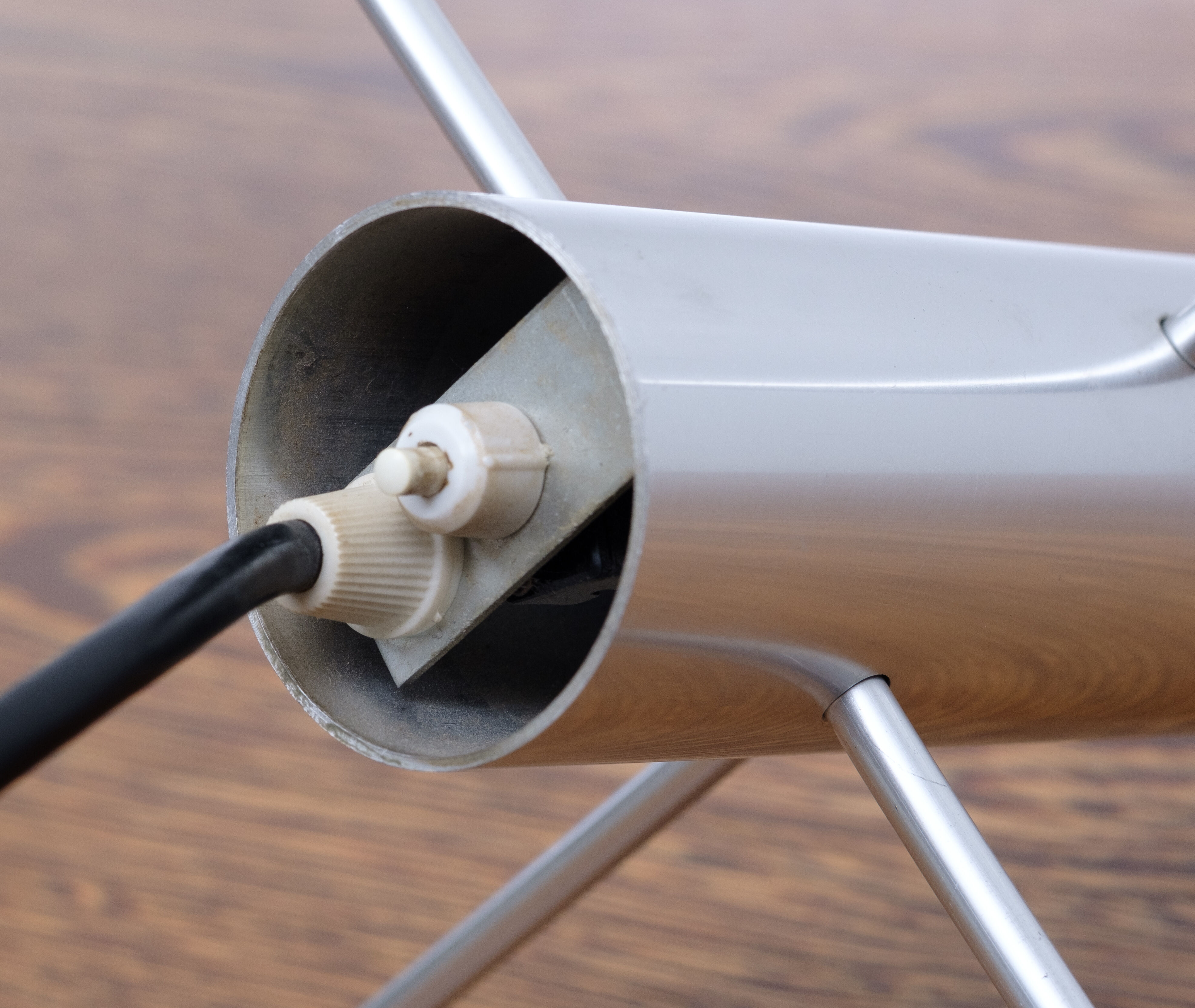 Raak Amsterdam cricket table lamp, design Otto Wasch