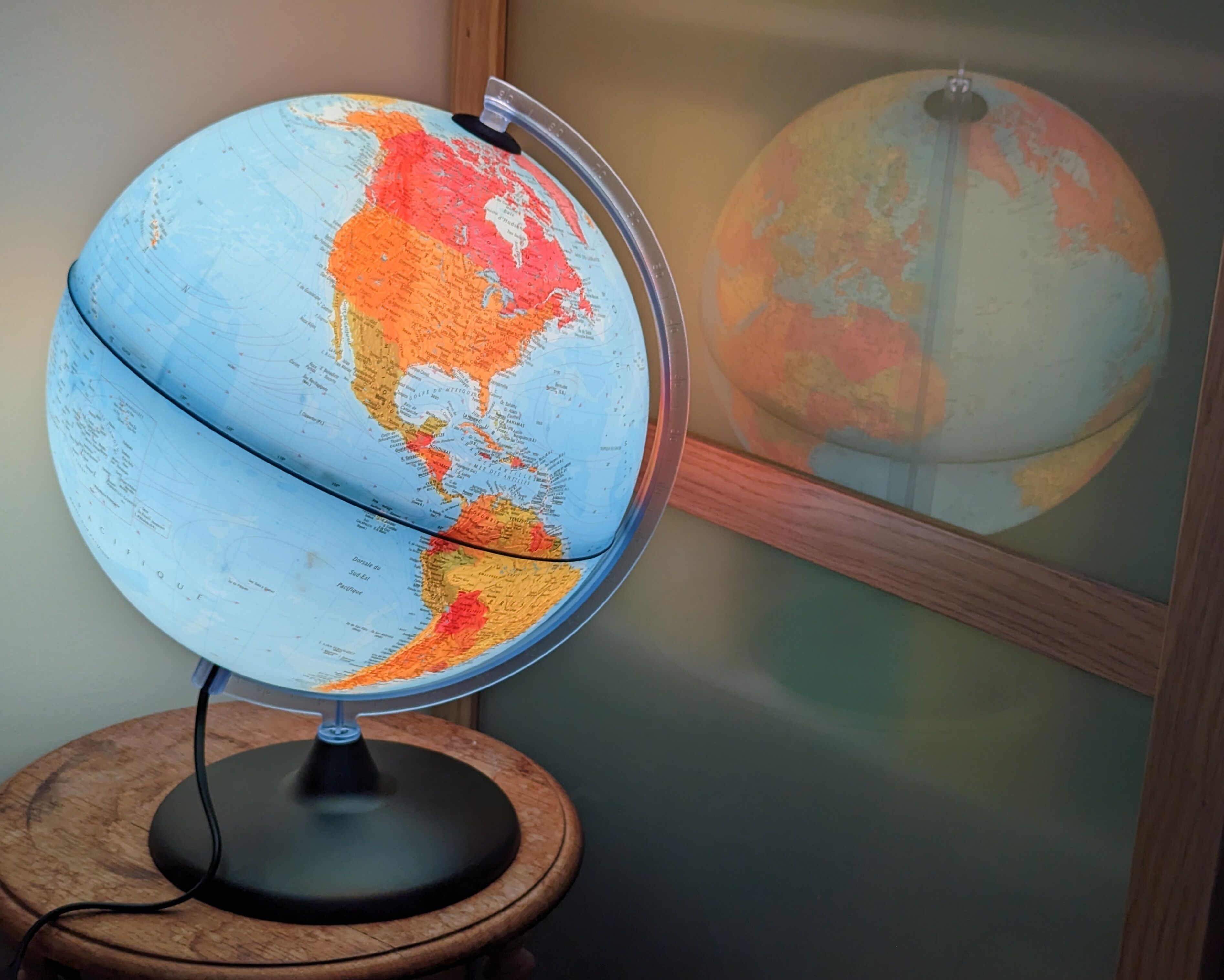 Luminous globe TECNOGLOBUS - Made in Italy by Tecnodidattica Ligure S.p.A