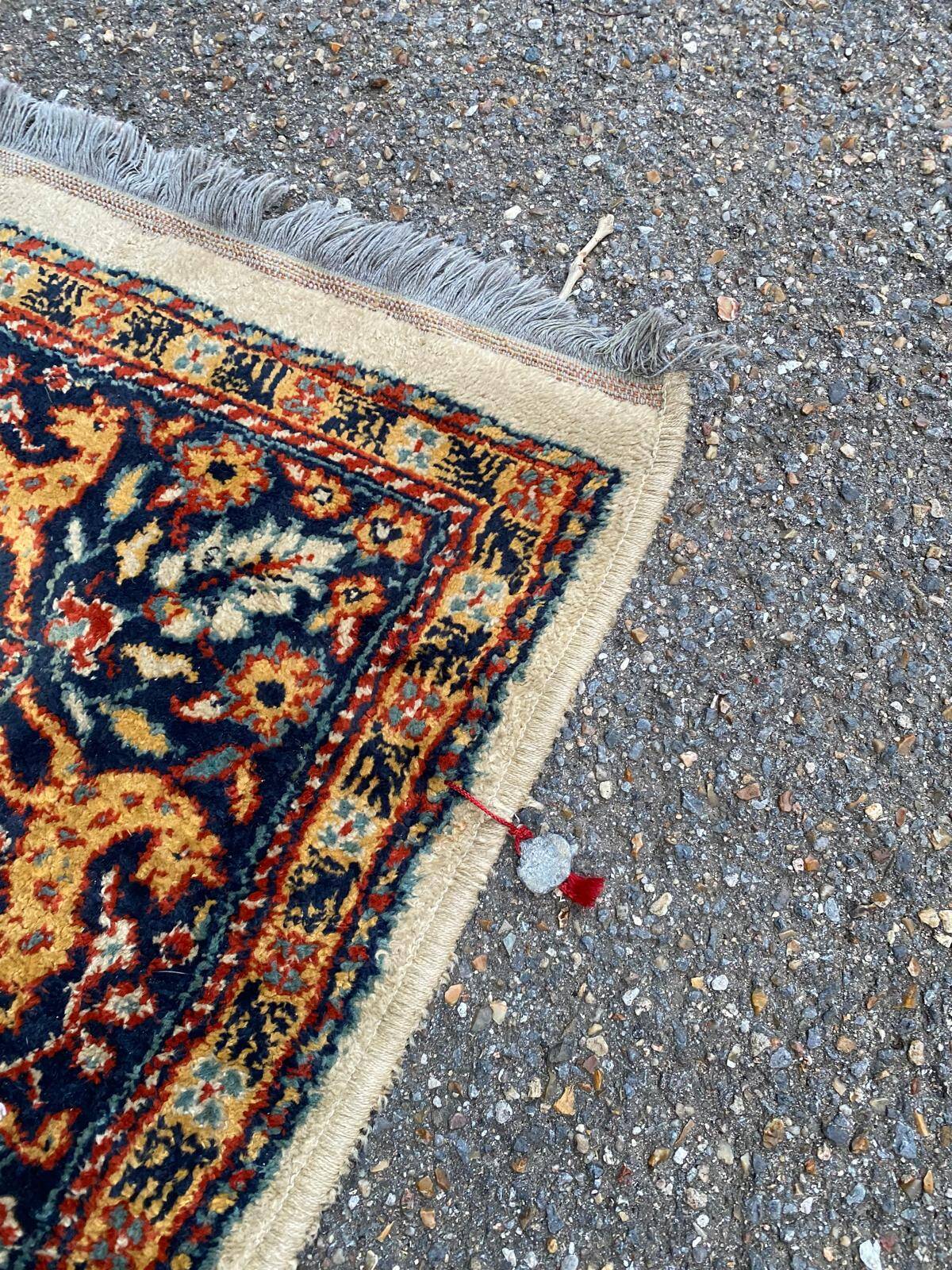 Authentic Persian Lahore rug in burgundy wool 135x200cm