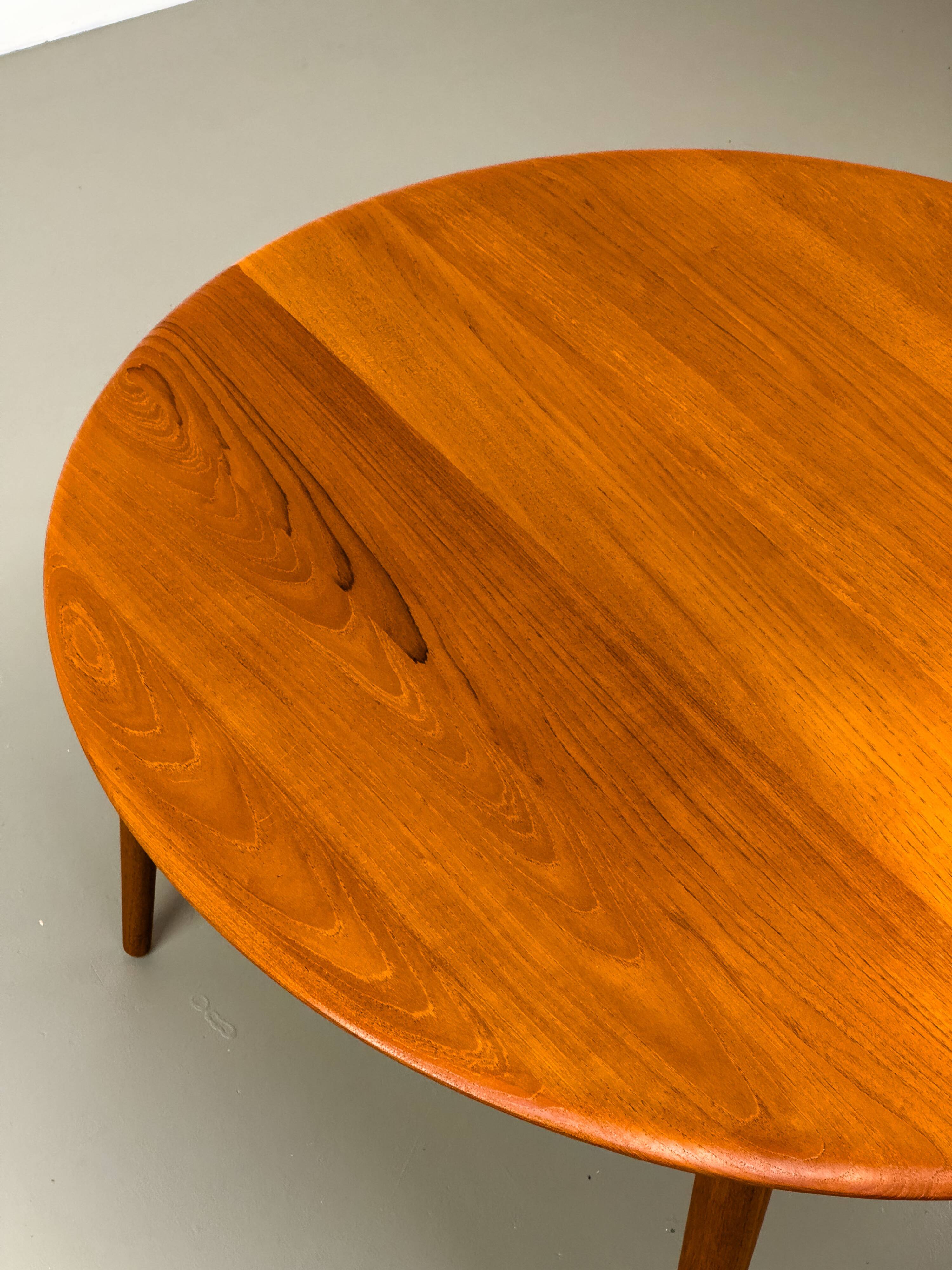 Table Basse Minerva par Peter Hvidt et Orla Mølgaard-Nielsen pour France and Son, années 1960