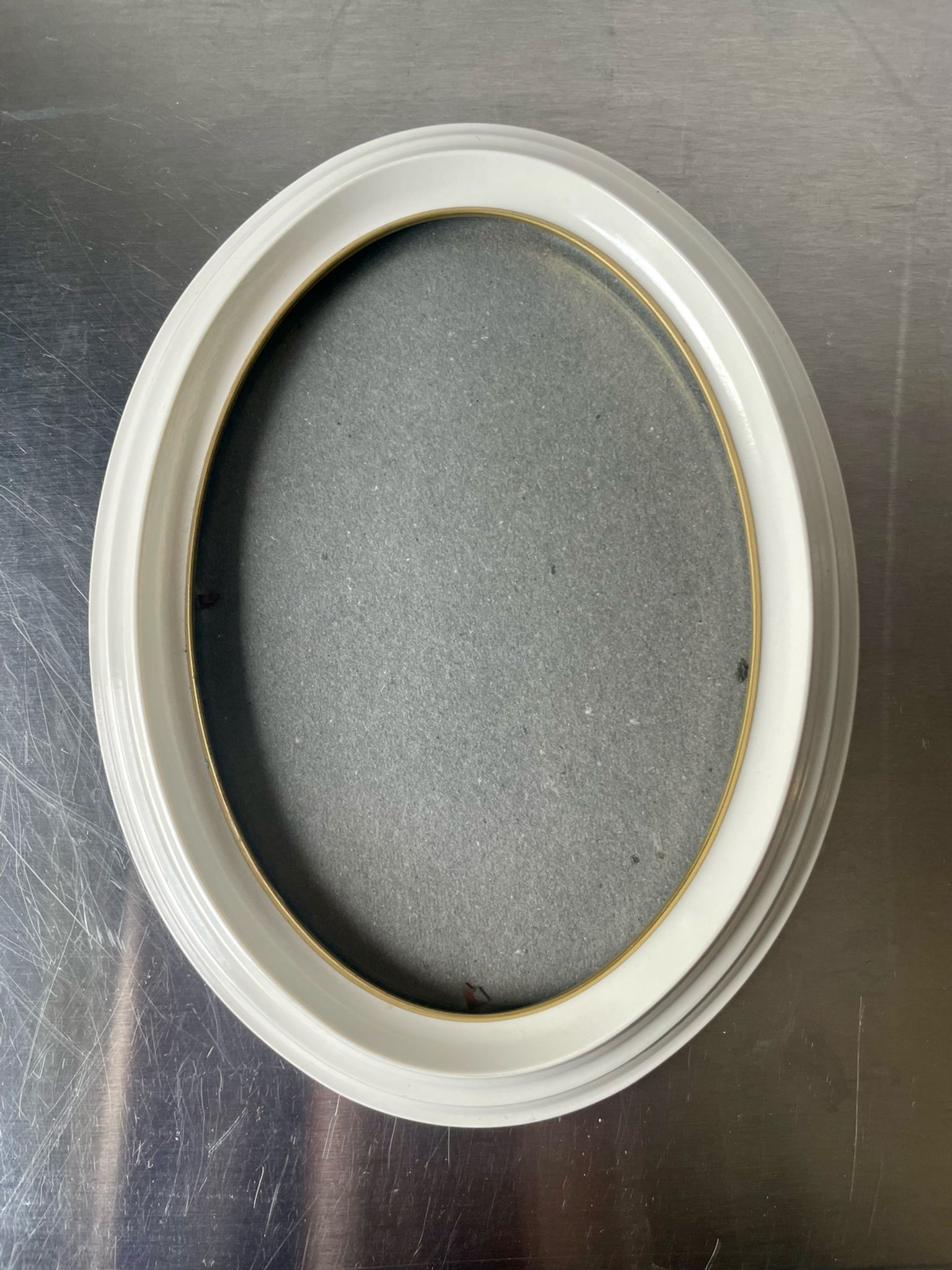 Oval bakelite vintage frame