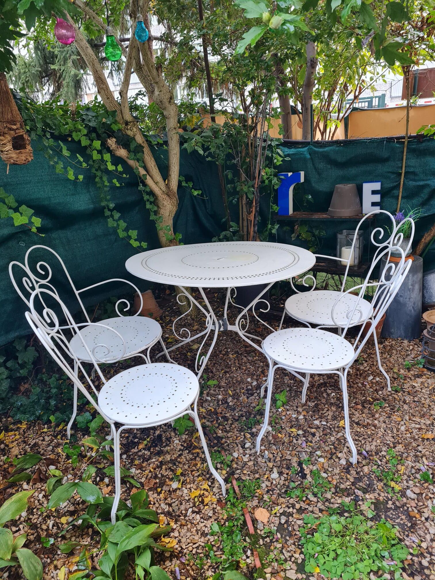 Garden furniture white wrought iron
