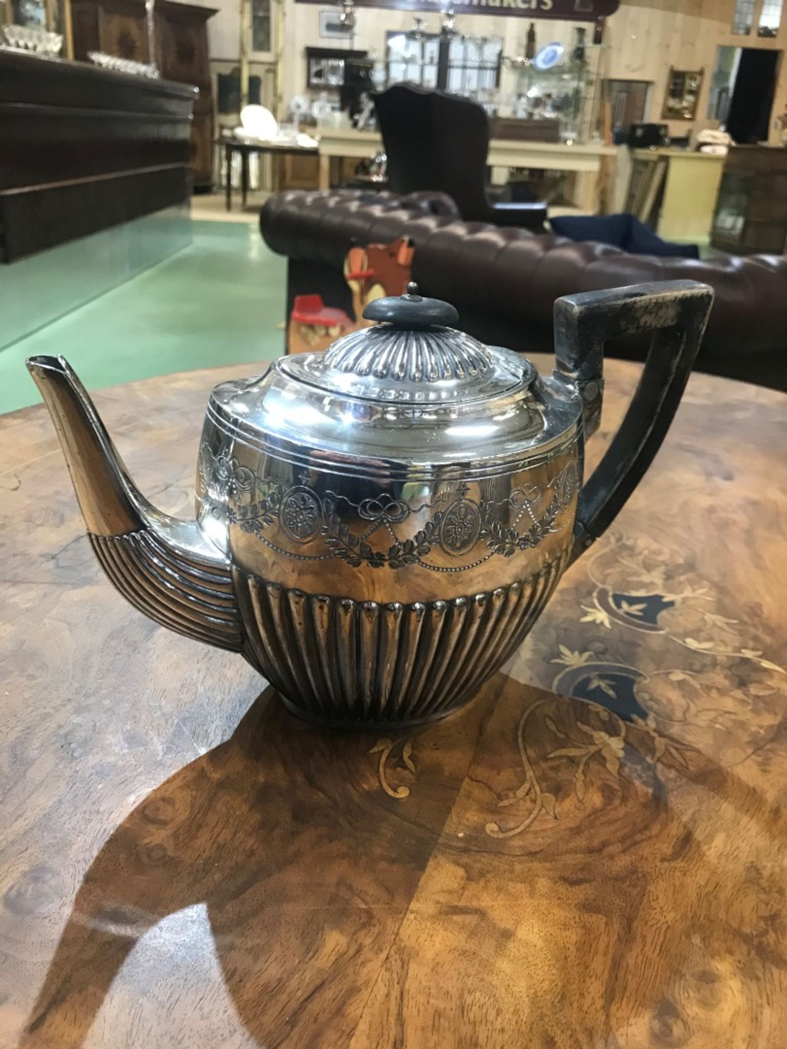 Service à thé anglais en métal argenté
