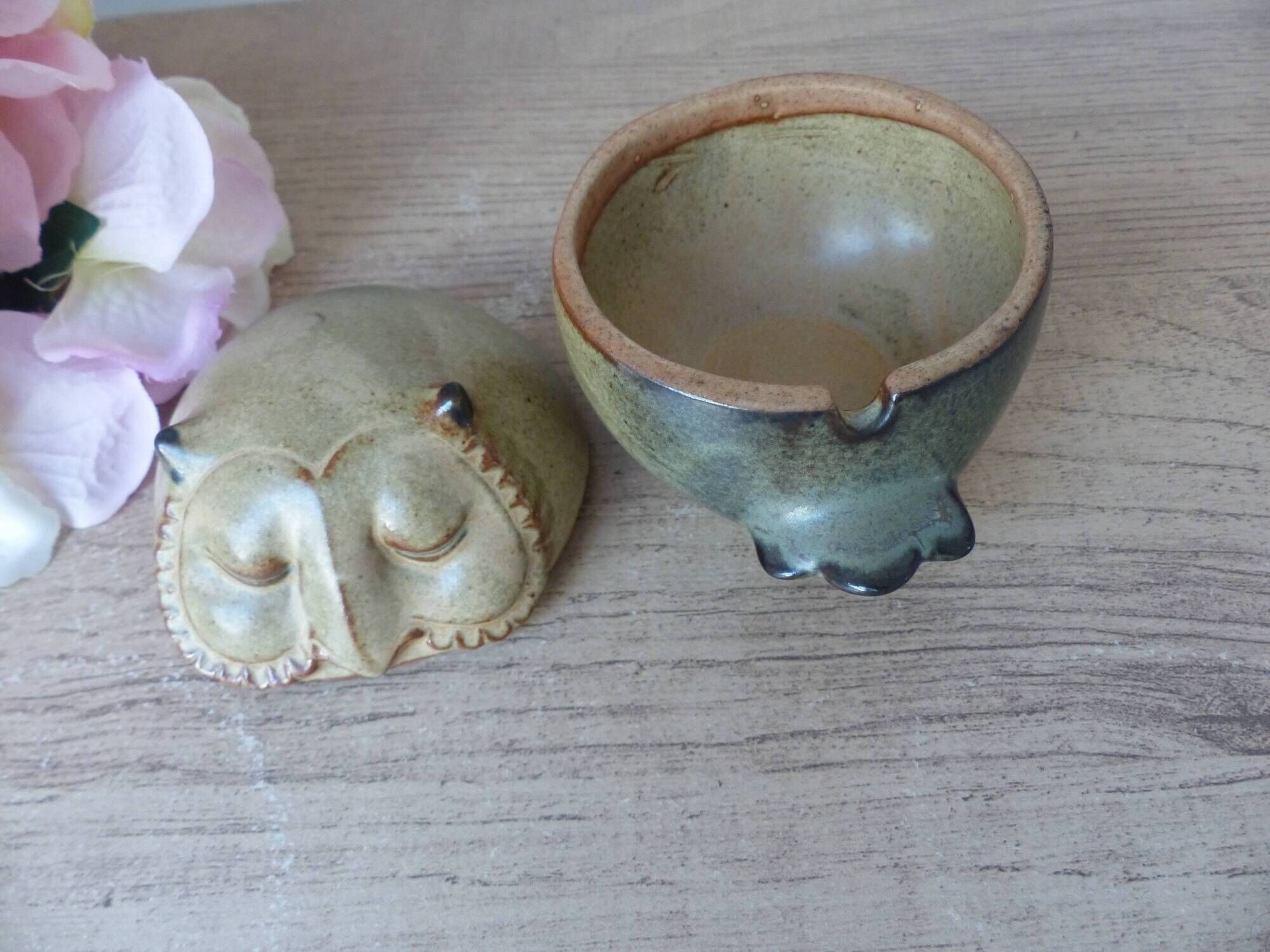 Vintage Japanese pottery owl sugar bowl 1970, zoomorphic owl sugar box