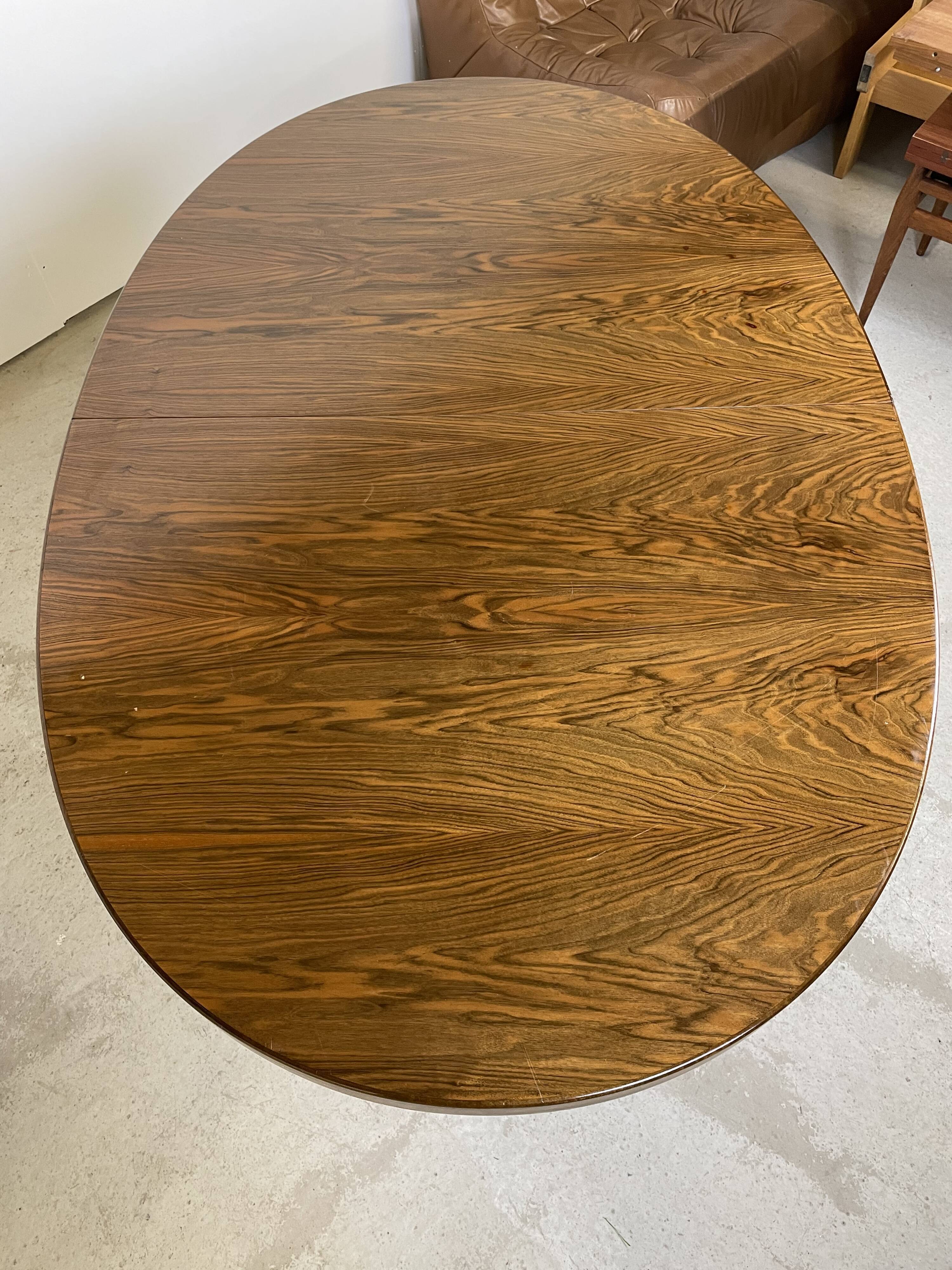 Large rosewood baumann table