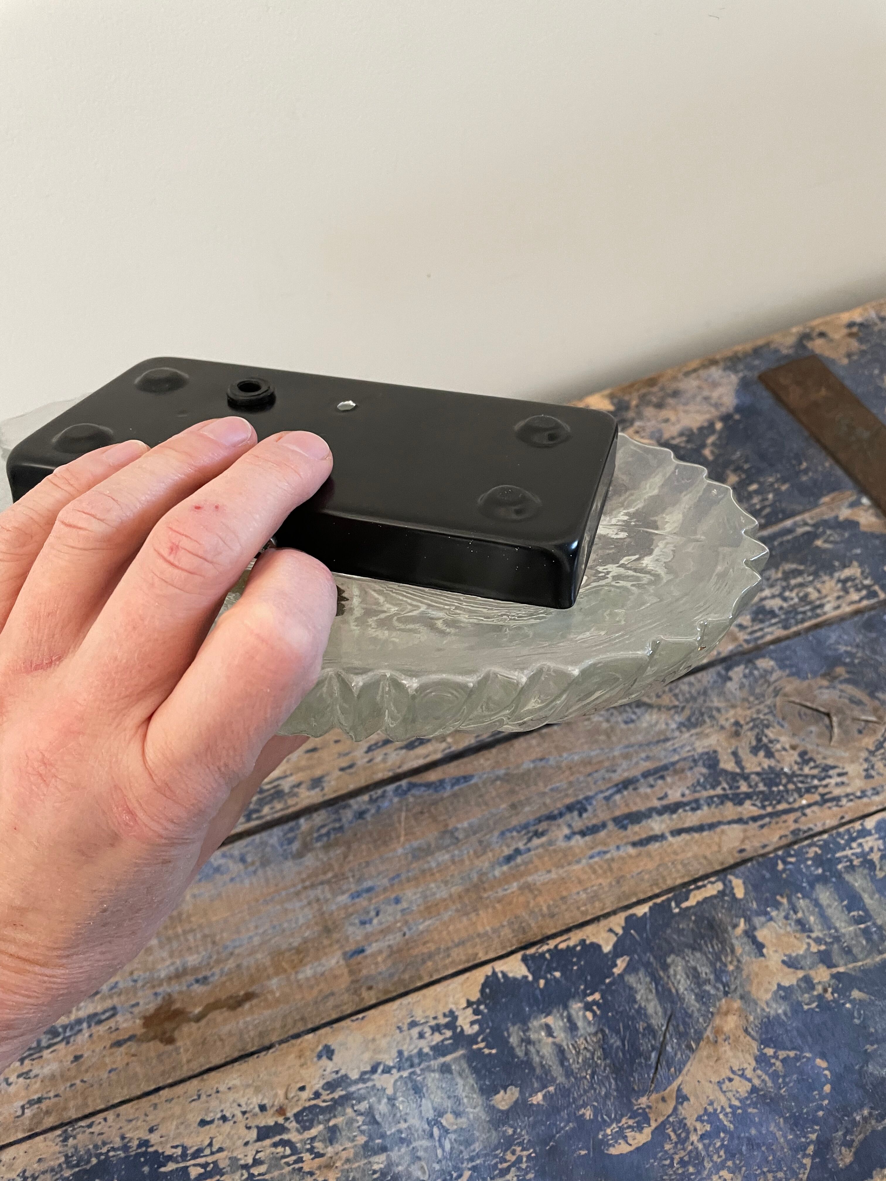 Vintage pebble wall lamp in chiseled glass corrugated shape