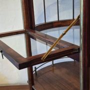 Serving trolley / bar cart in mahogany, brass and glass, 1920