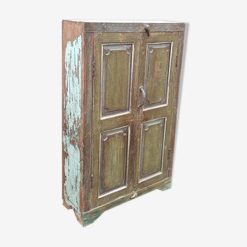 Armoire ancienne en bois vert