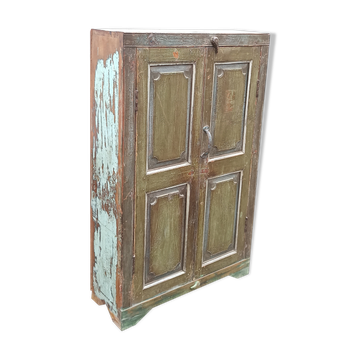 Armoire ancienne en bois vert