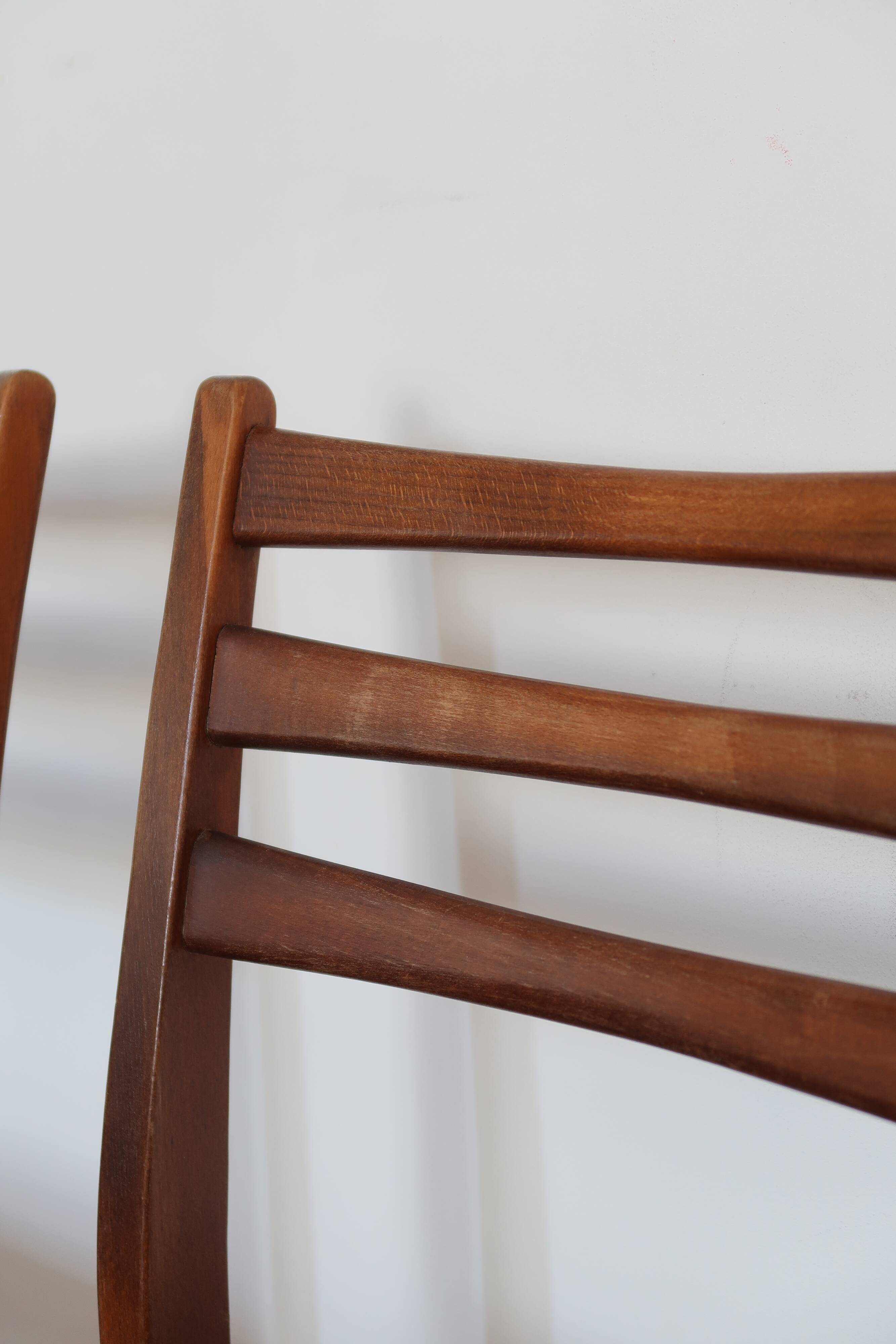 Pair of Scandinavian chairs skaï black