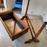 Swan neck cradle