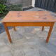 Table d'administration ancienne en bois