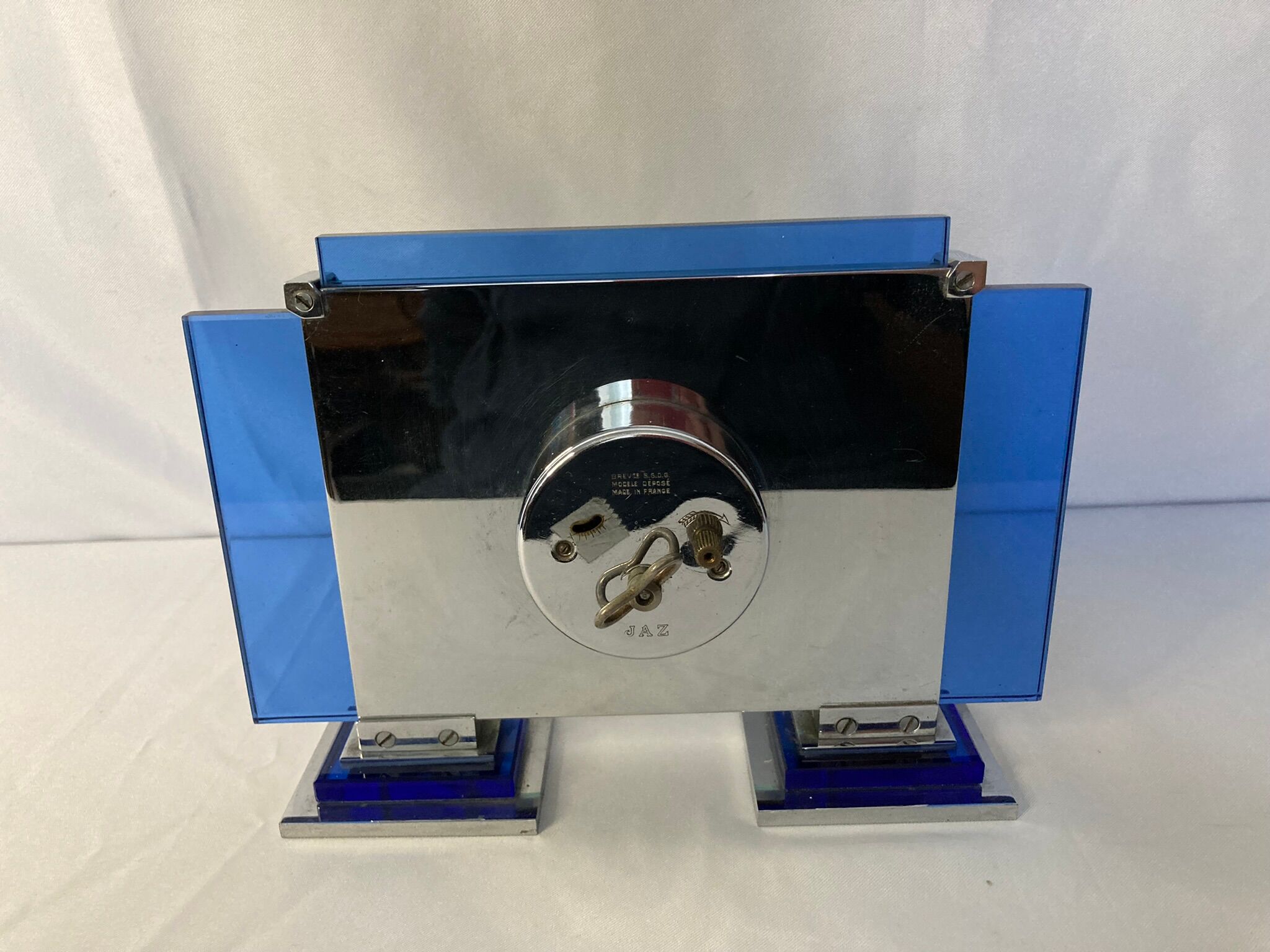 Art deco luxury clock jaz artic crystal and chrome circa 1930