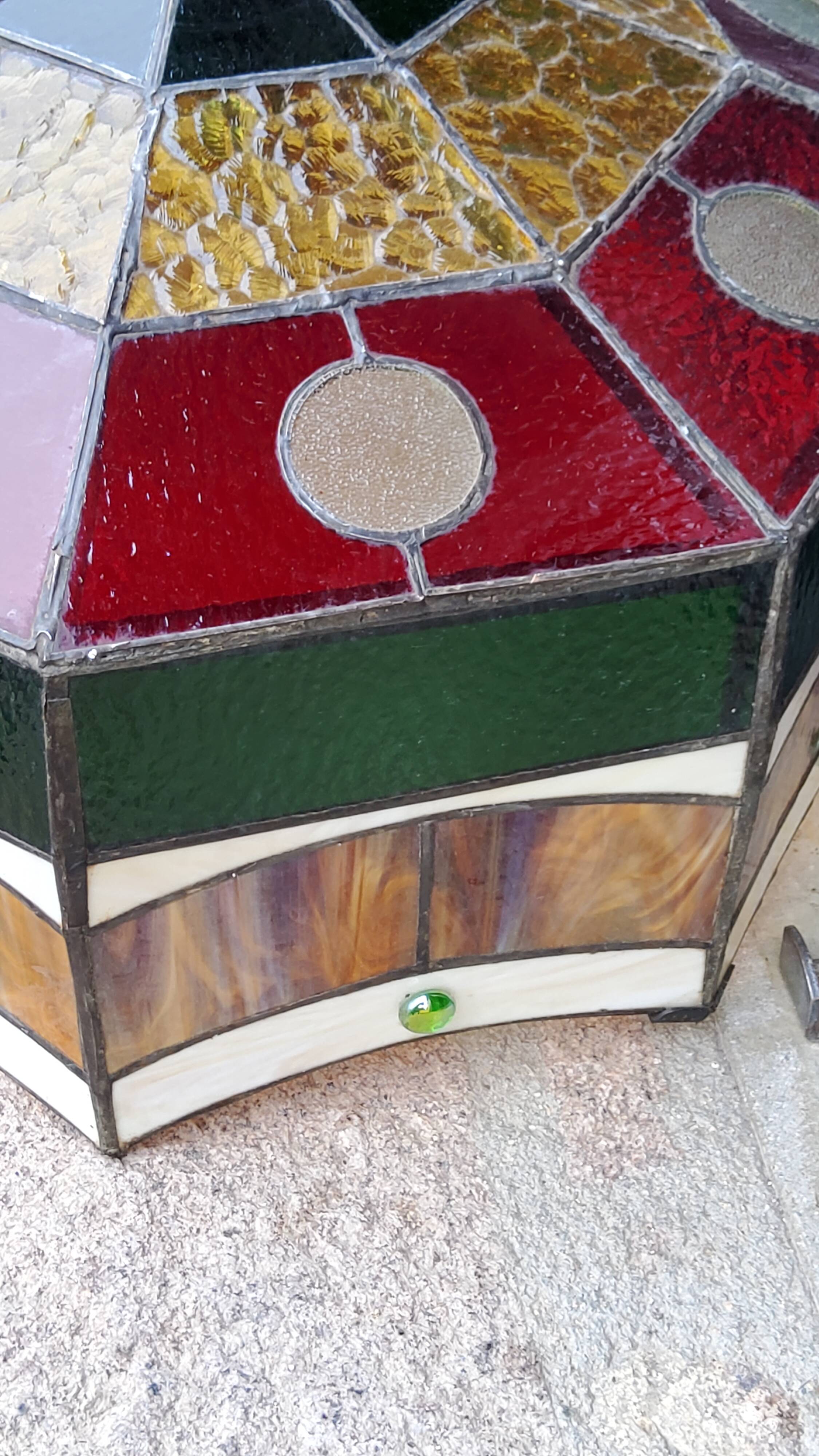 Art style stained glass suspension, diameter 58cm