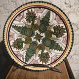 Decorative plate signed Maurice Fouillen.