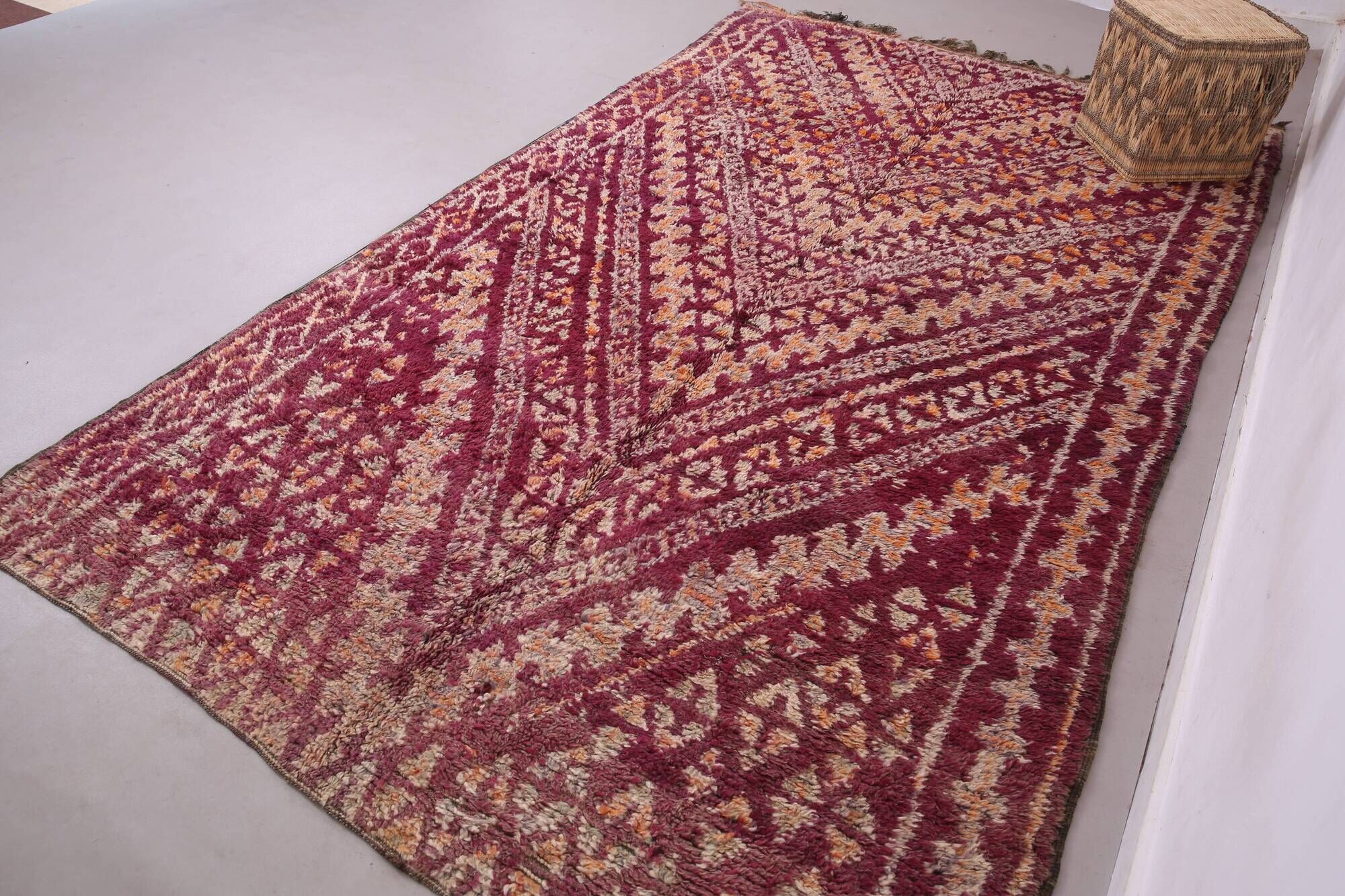 Burgundy Vintage Moroccan rug 183 x 321 cm - Berber Wool Rug - Handmade Rug