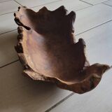 Ancienne corbeille en bois sculpté