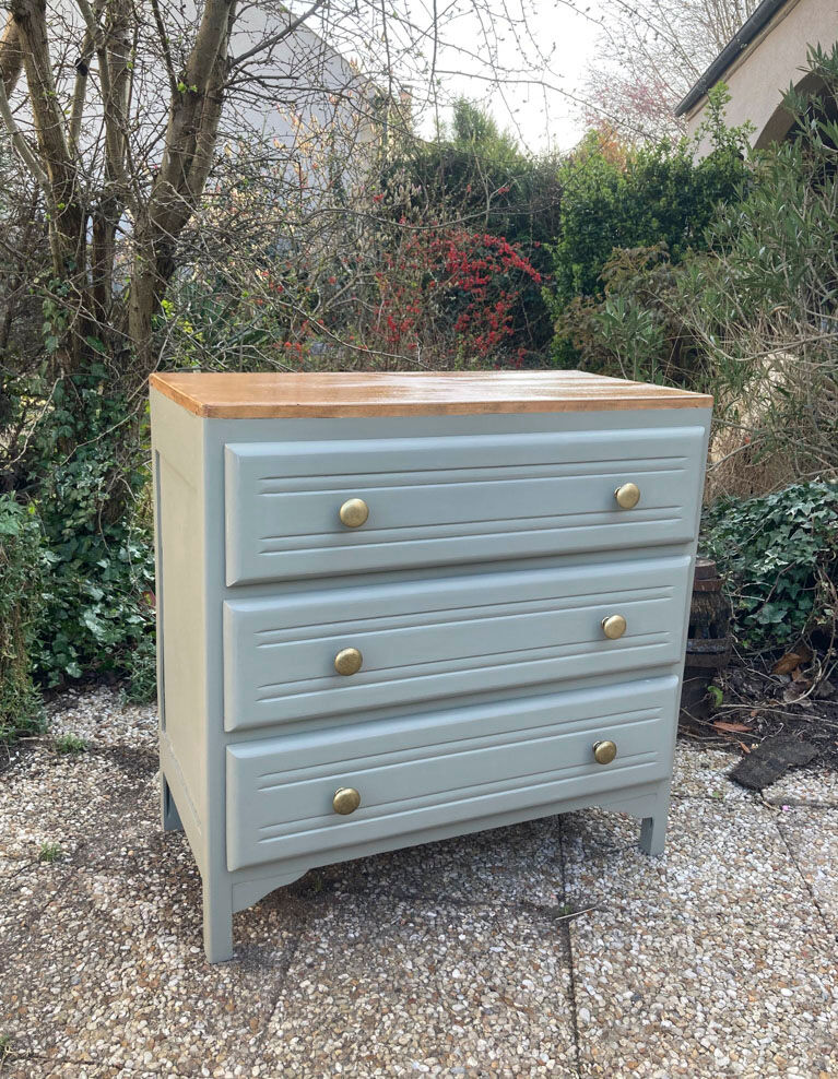 Vintage antique chest of drawers