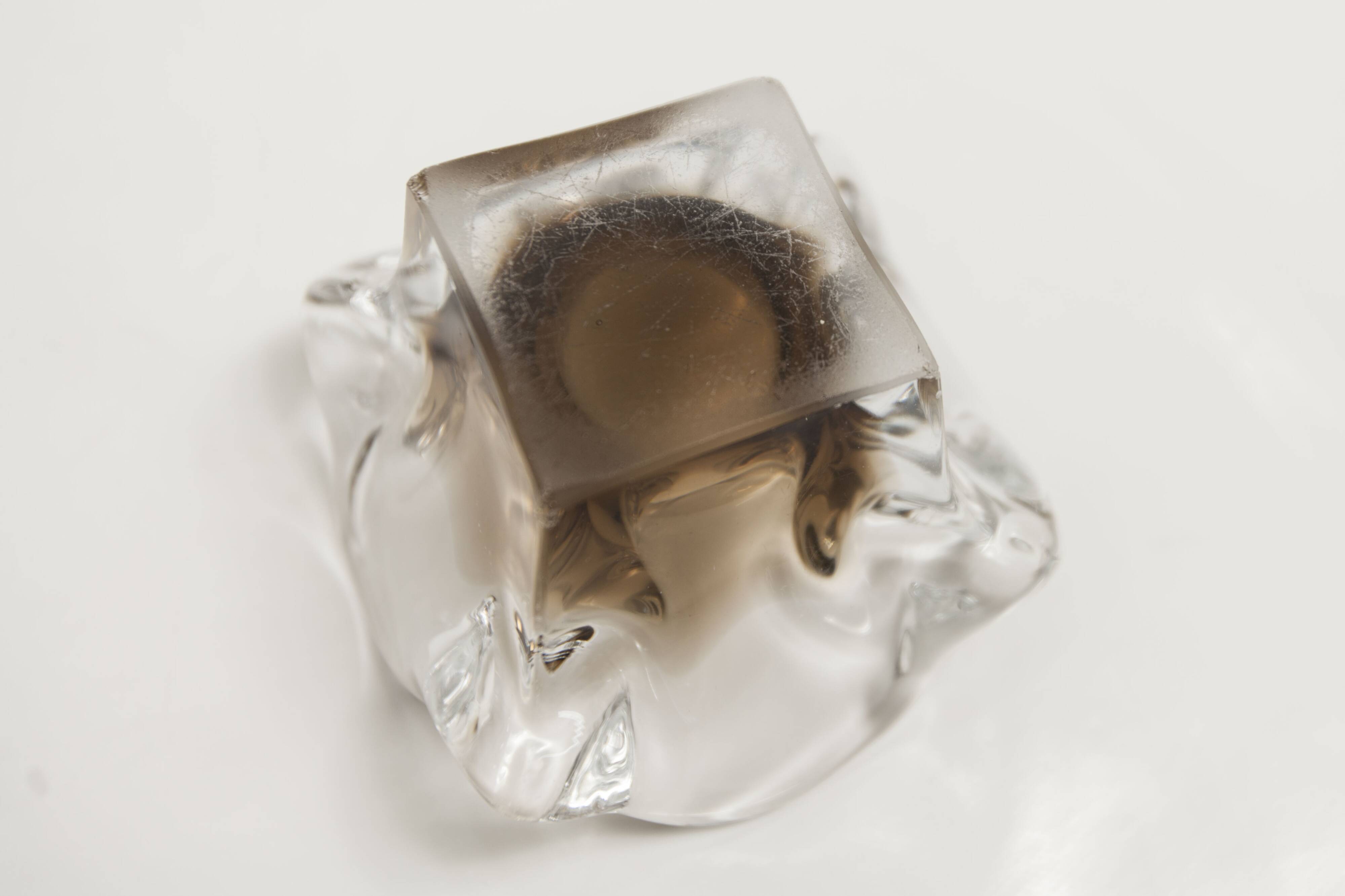 Cendrier murano carré 1960 transparent et marron