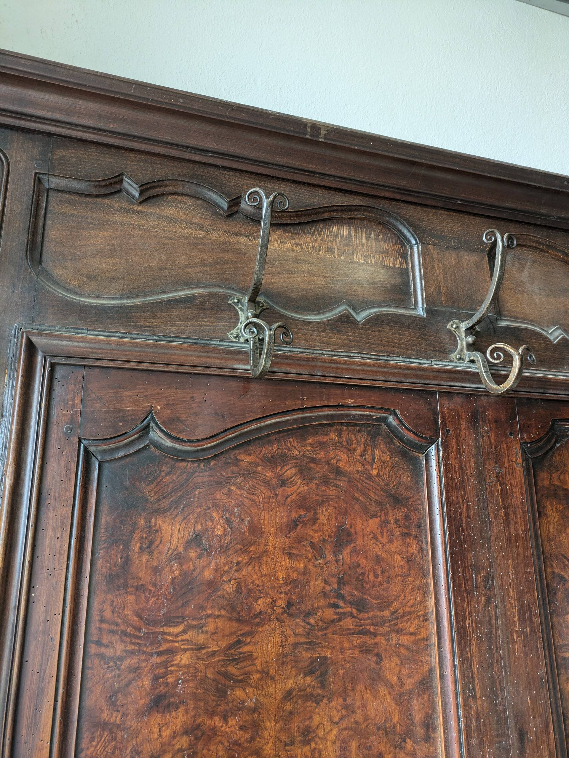 Antique 19th century solid walnut and burl walnut coat rack