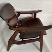 Pair of Diz armchairs, Sergio Rodrigues