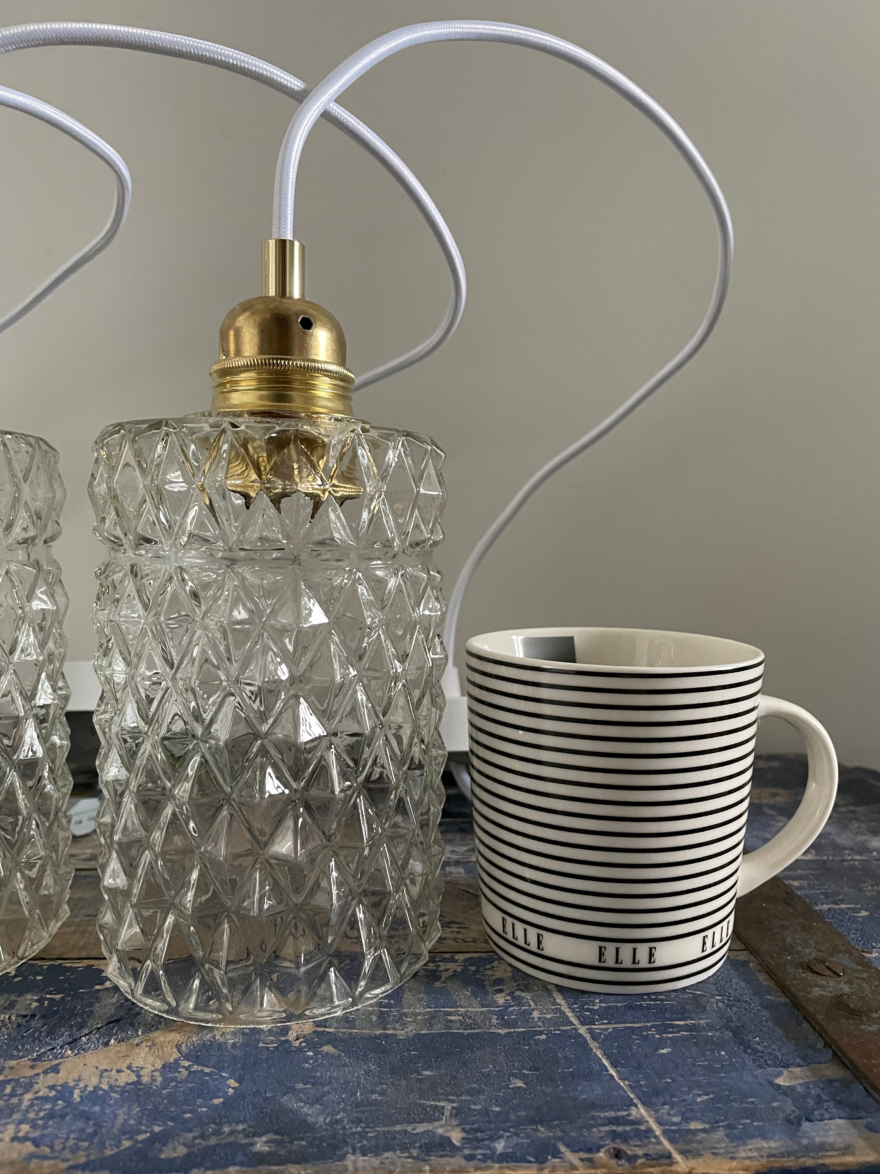 Set of three vintage pendant lamps in chiseled glass